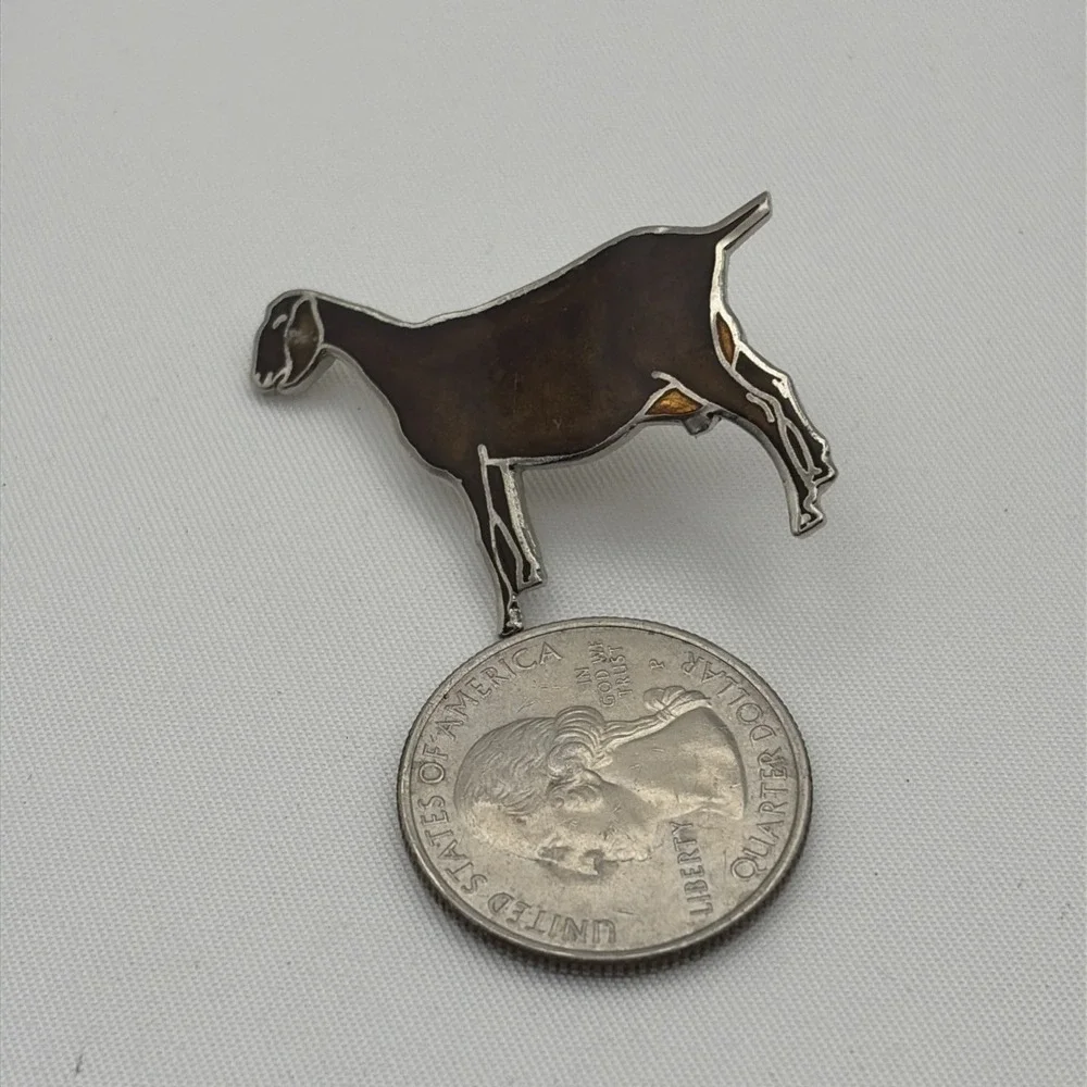 Vintage Goat Animal‎ Brown Lapel Hat Pin